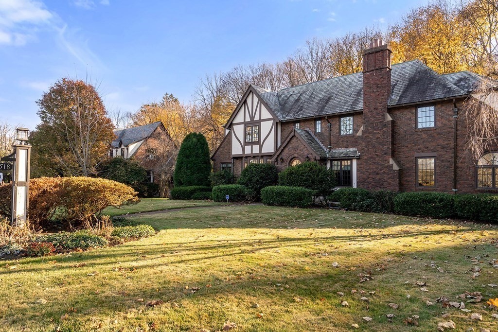 518 Newton St 518 Newton St - Brookline, MA