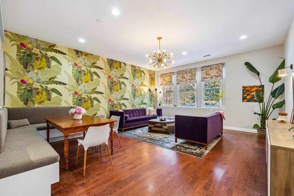 60 Glen Rd #108 - Brookline, MA