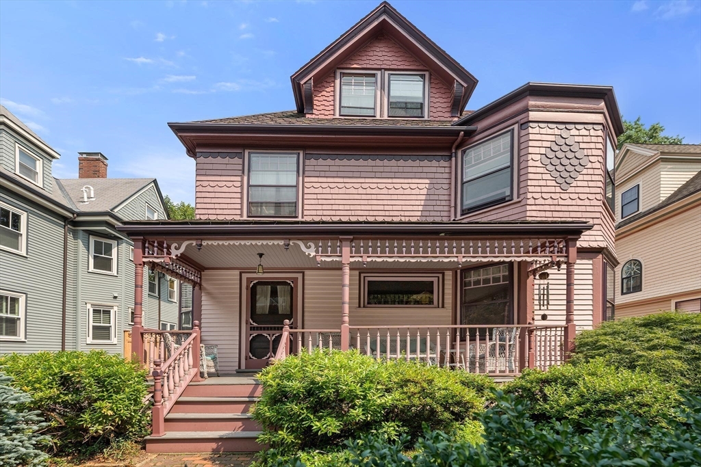 61 Toxteth St - Brookline, MA