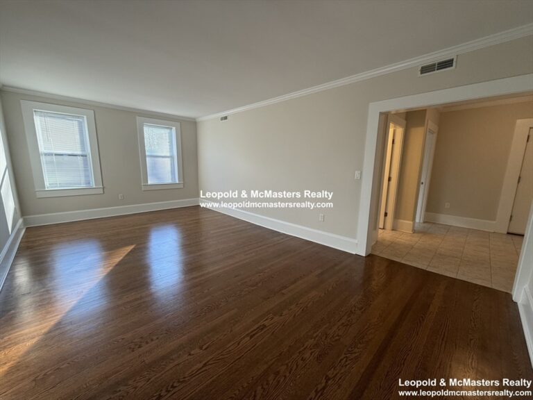 10 Short St #4 - Brookline, MA
