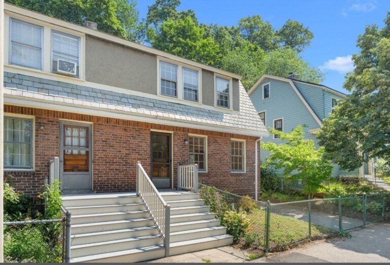 71 Highland Rd - Brookline, MA