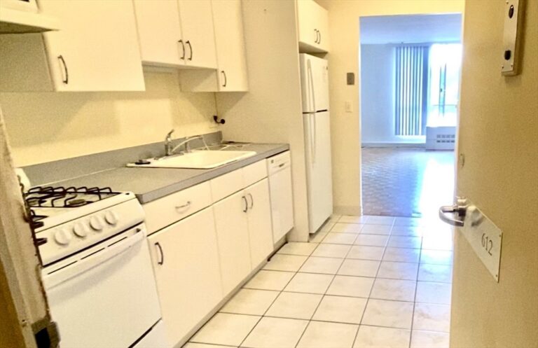 44 Washington St #612 - Brookline, MA