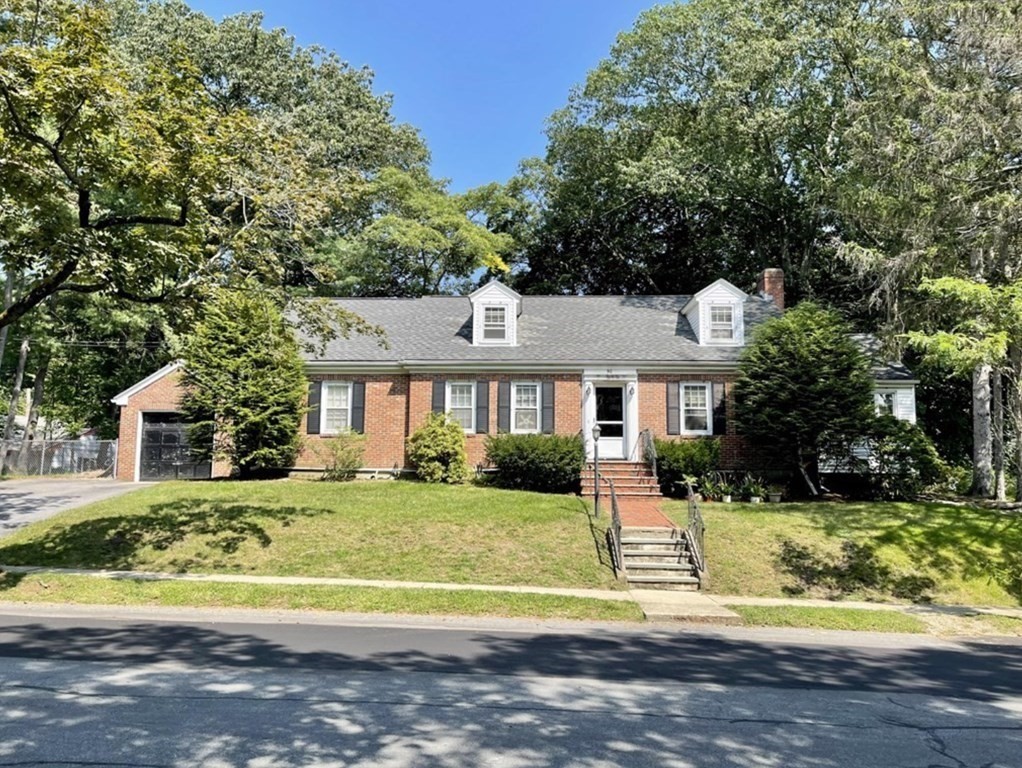 90 Bellingham Rd - Brookline, MA