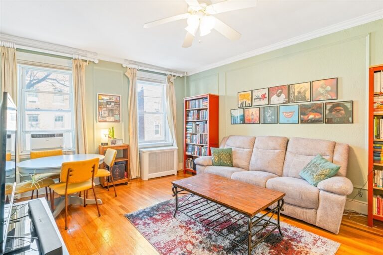 14 James St #3 - Brookline, MA