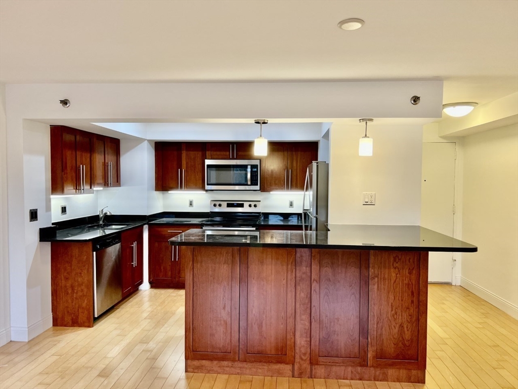 1600 Beacon Street #1002 - Brookline, MA