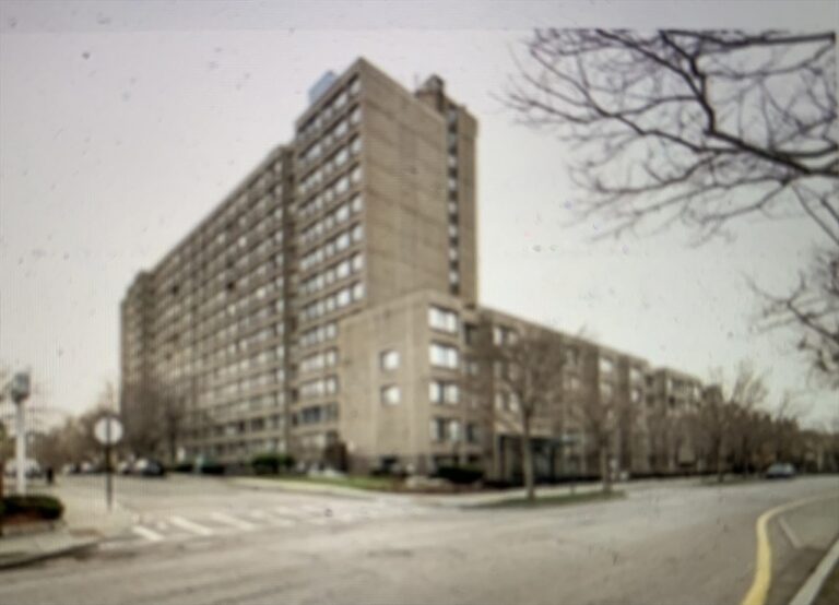 1731 Beacon #1213 - Brookline, MA