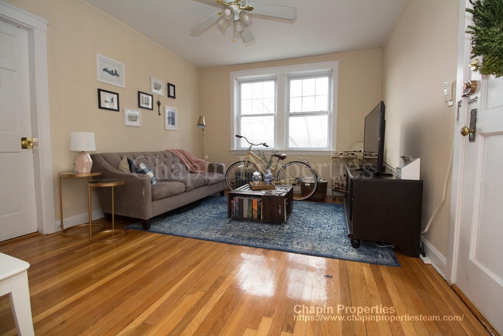 187 Kent St #4 - Brookline, MA