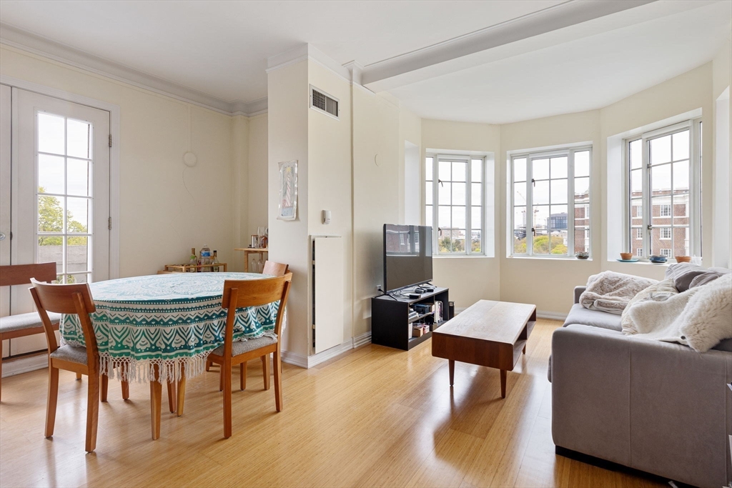 20 Chapel St #B1005 - Brookline, MA