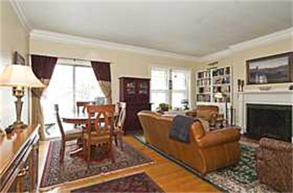 208 Fuller St #9 - Brookline, MA