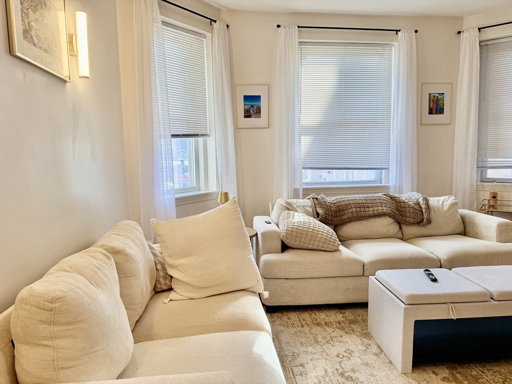 21 Westbourne Ter #1 - Brookline, MA