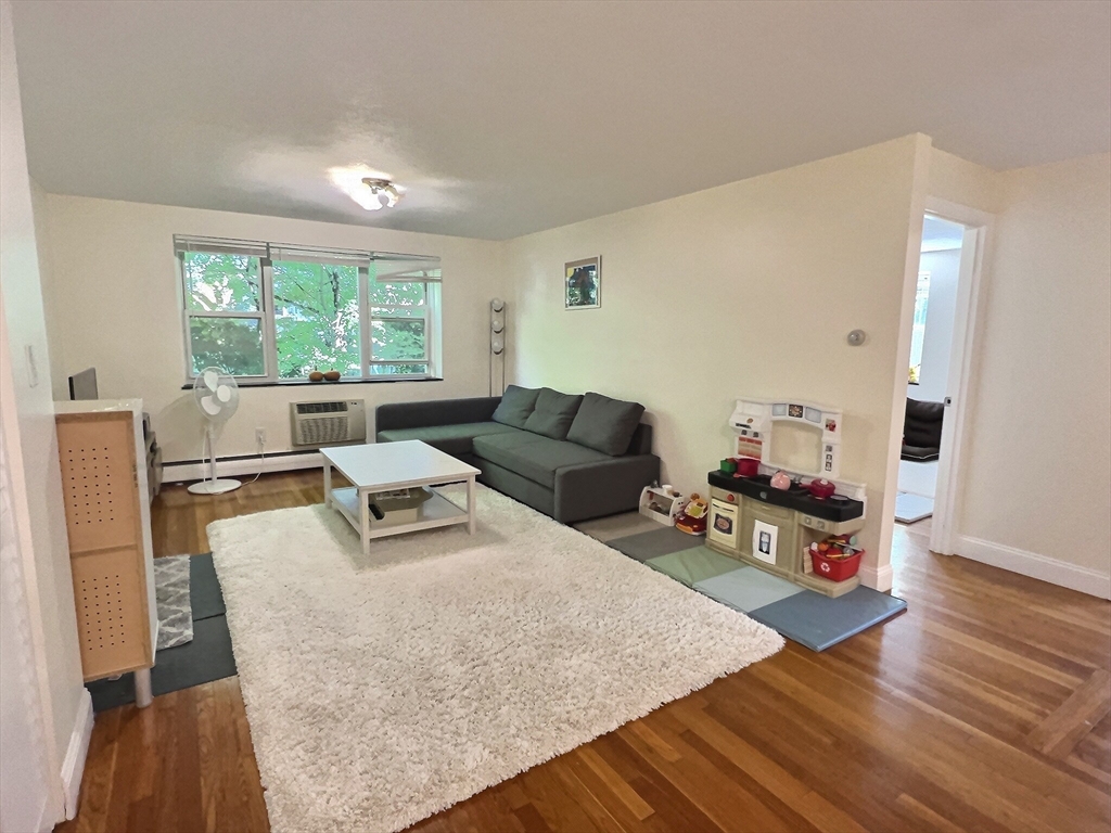 217 Kent #12 - Brookline, MA