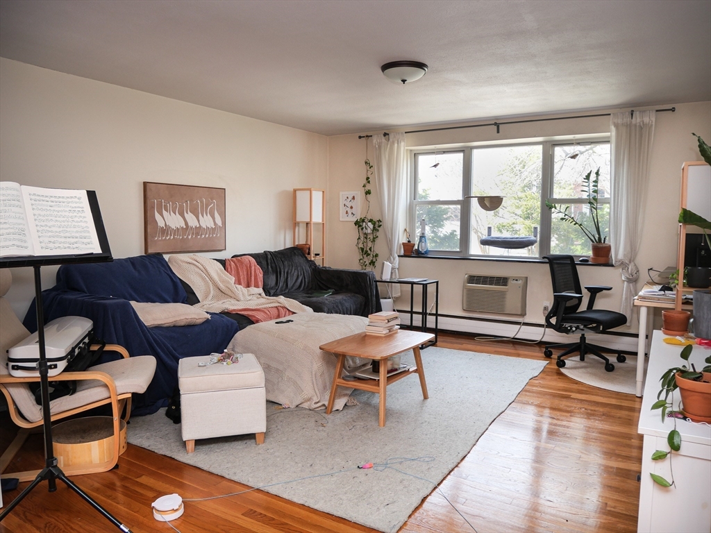 217 Kent #15 - Brookline, MA