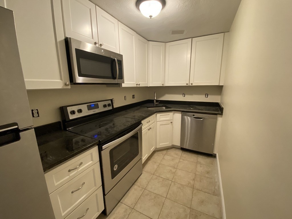 217 Kent #7 - Brookline, MA