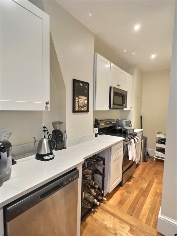 23 Garrison Rd #2F - Brookline, MA