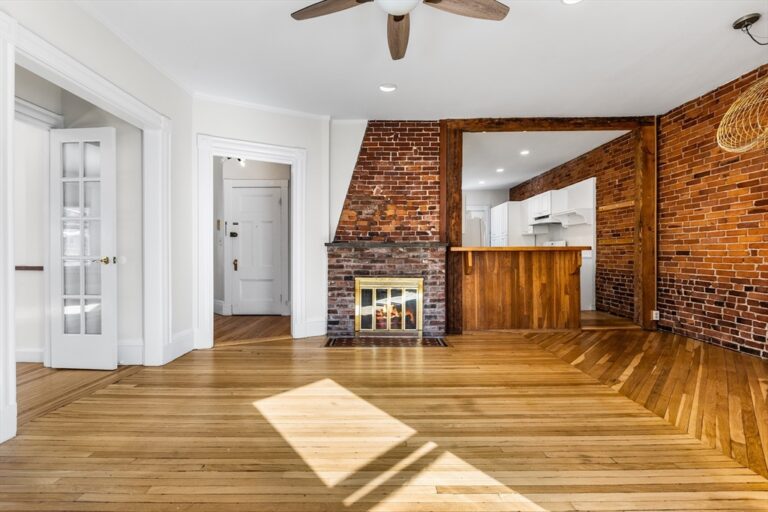 5 Fairbanks St #2 - Brookline, MA