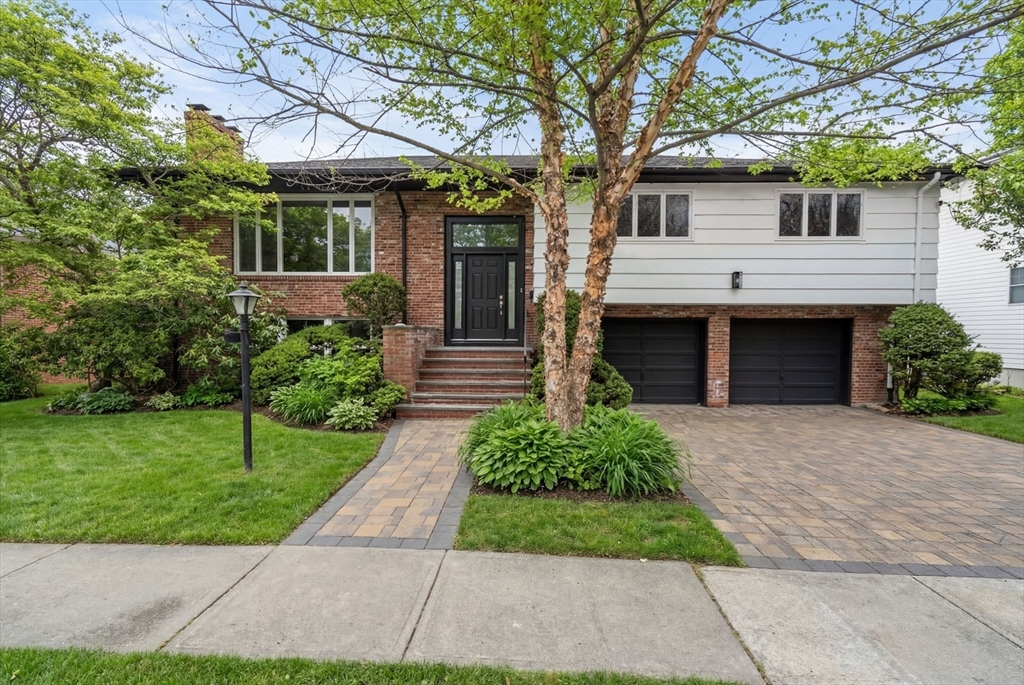 520 Clinton Road - Brookline, MA