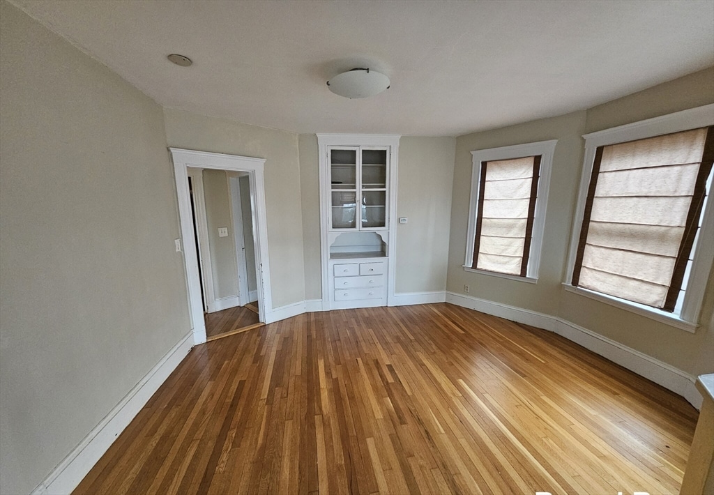 82 Walnut St #3 82 Walnut St #3 - Brookline, MA