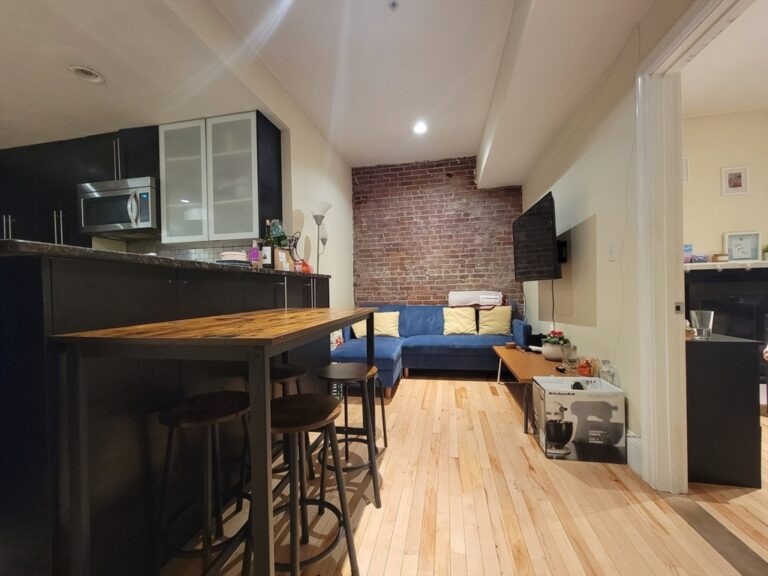 1203 Beacon St #2 - Brookline, MA