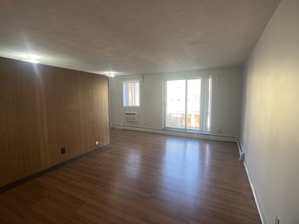 123 Sewall Ave #2D - Brookline, MA