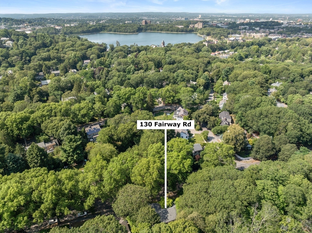 130 Fairway Rd - Brookline, MA