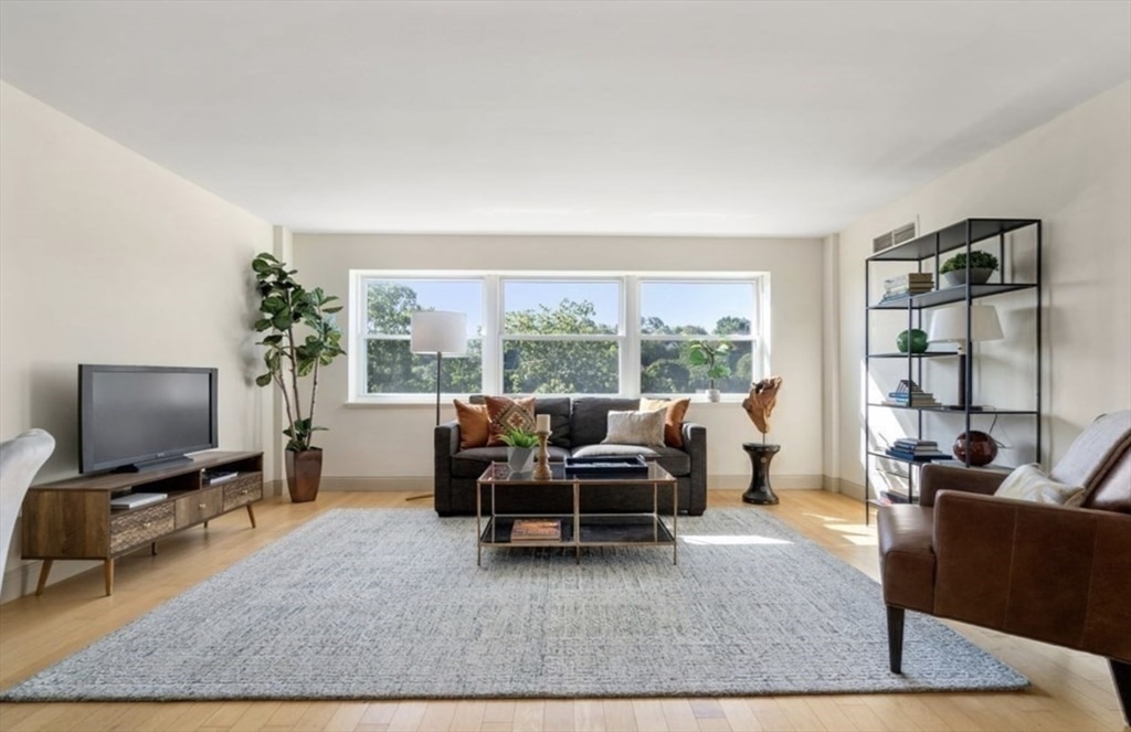 1600 Beacon Street #808 - Brookline, MA
