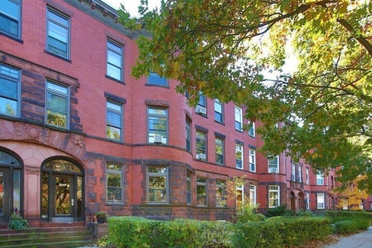 1805 Beacon #3 - Brookline, MA