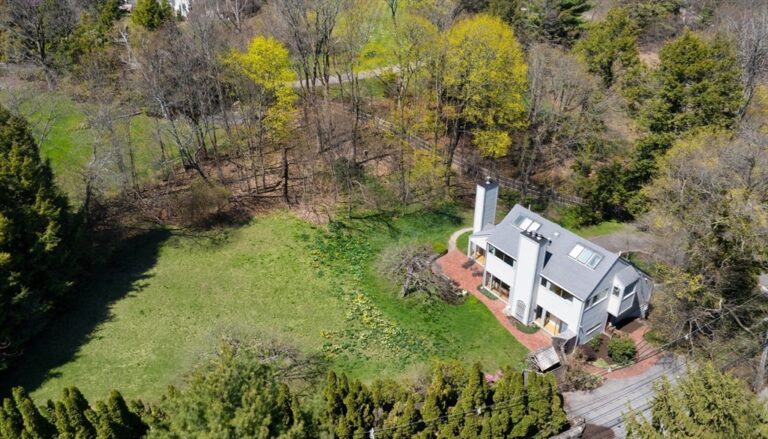 185 Warren Street - Brookline, MA