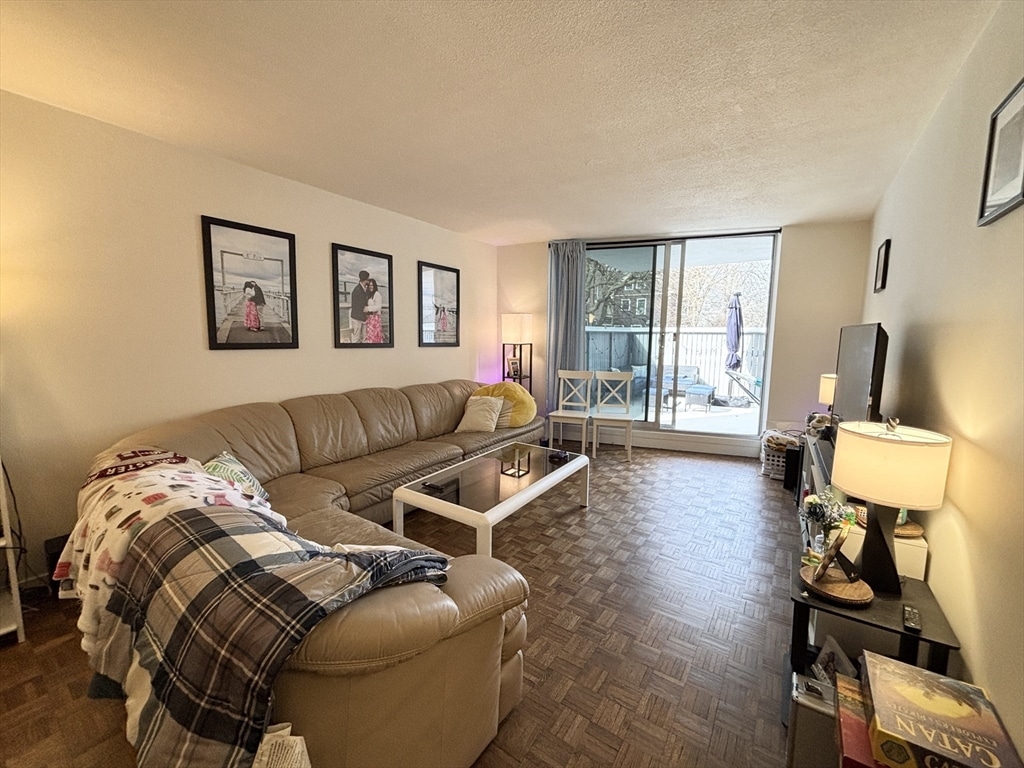 19 Winchester St #102 - Brookline, MA