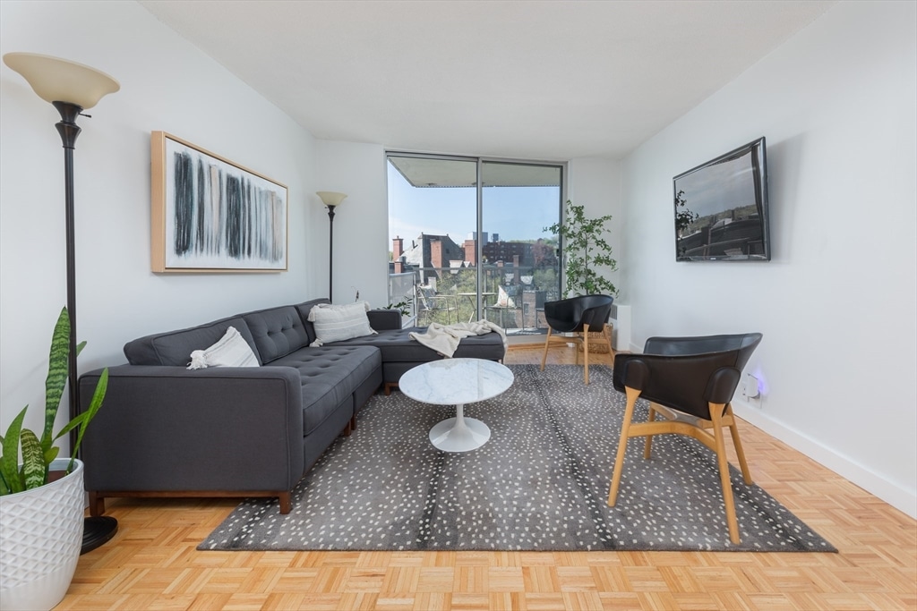19 Winchester St #711 - Brookline, MA