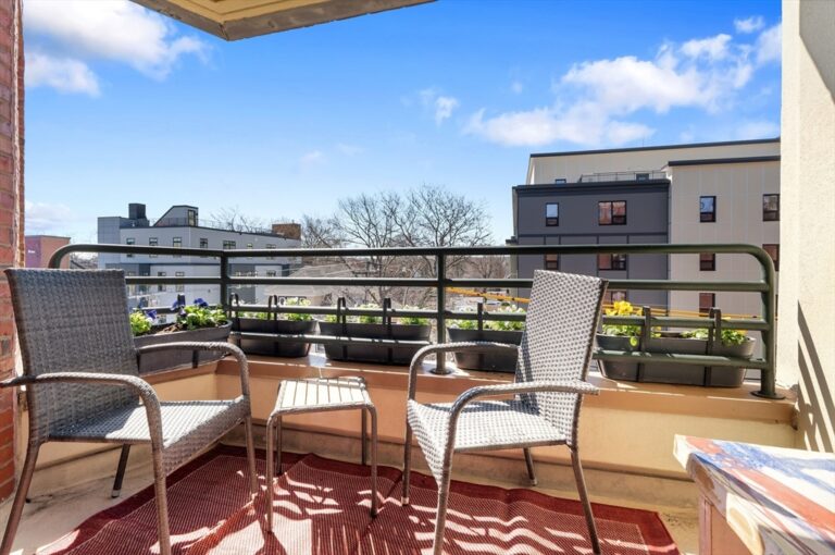 25 Marion St #46 - Brookline, MA