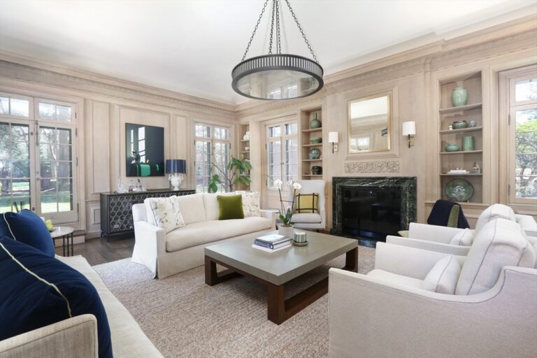 39 Worthington Rd - Brookline, MA