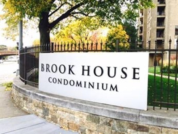 44 Washington St #606