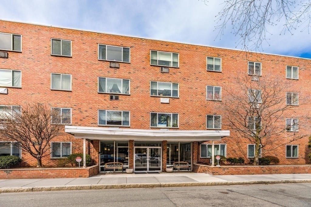 50 Green Street #114 - Brookline, MA
