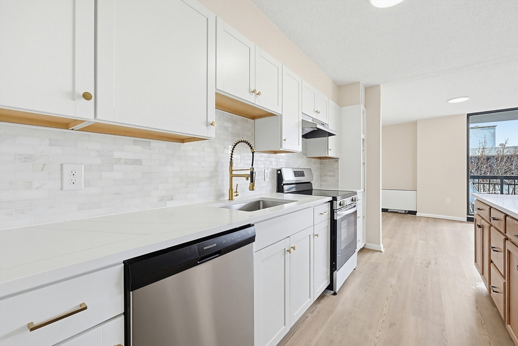 50 Longwood Ave #718 - Brookline, MA