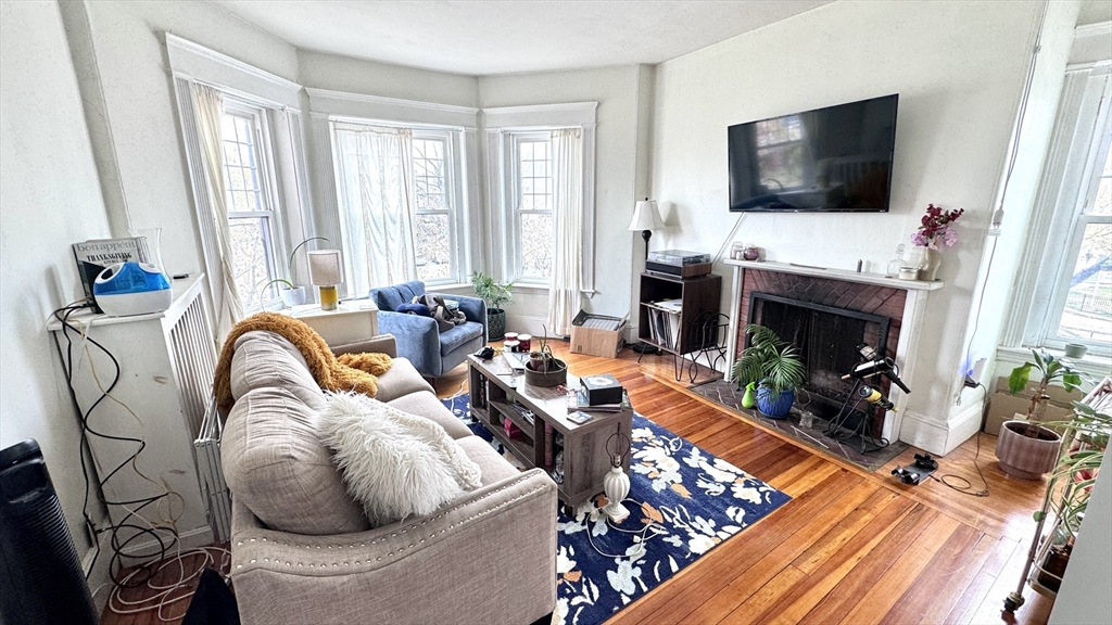 514 Harvard St #3A - Brookline, MA