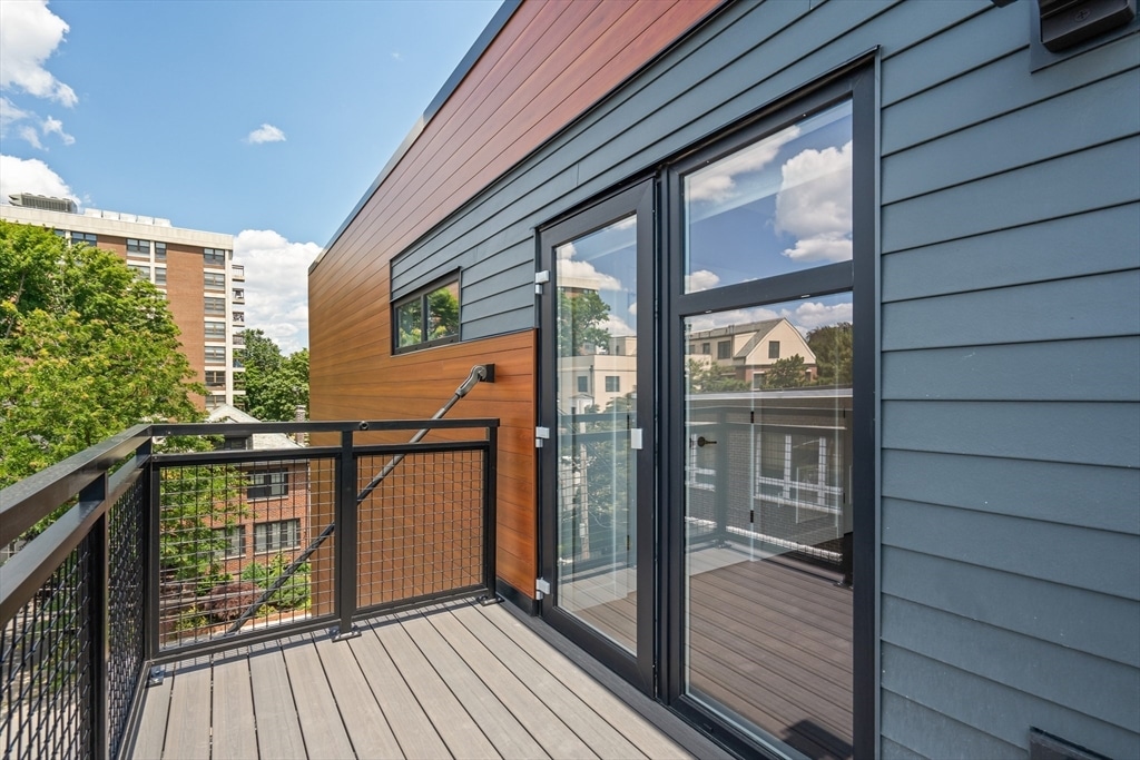 54 Auburn #401 - Brookline, MA