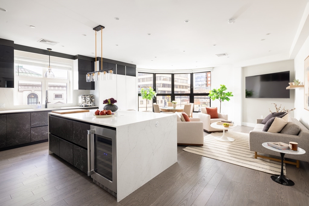 69 Walnut St #4 - Brookline, MA