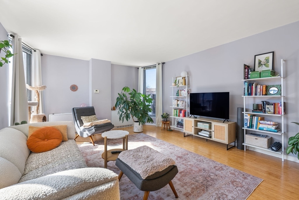 77 Pond Ave #412 77 Pond Ave #412 - Brookline, MA