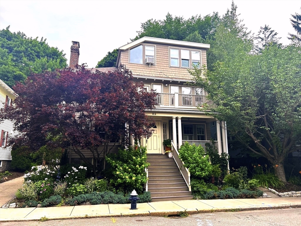 82 Stearns Rd #2 - Brookline, MA