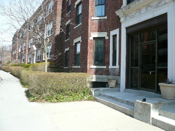 83 Pleasant St #b 83 Pleasant St #B - Brookline, MA