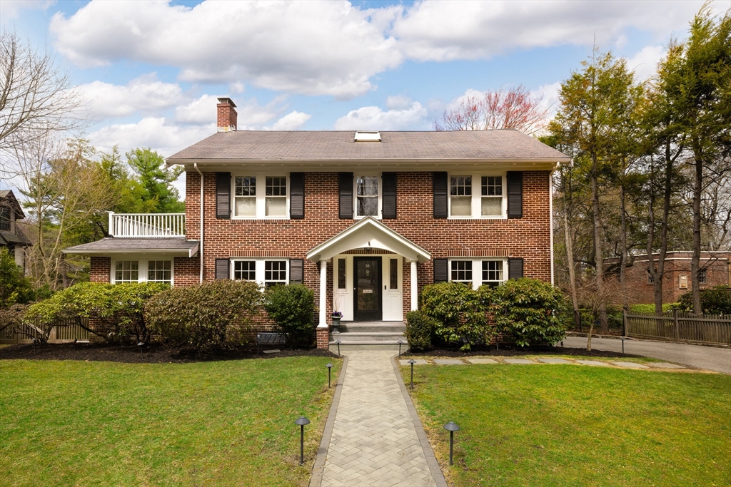 98 Spooner Road - Brookline, MA
