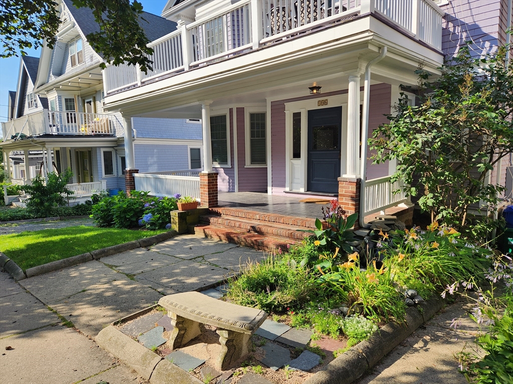 106 Westbourne Ter #1 106 Westbourne Ter #1 - Brookline, MA