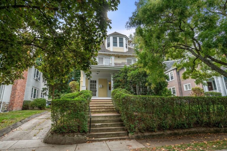 108 Columbia #1 - Brookline, MA