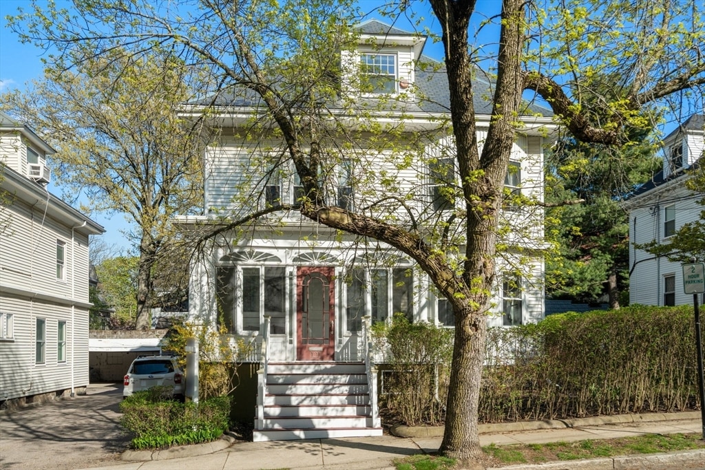 121 Thorndike Street 121 Thorndike Street - Brookline, MA