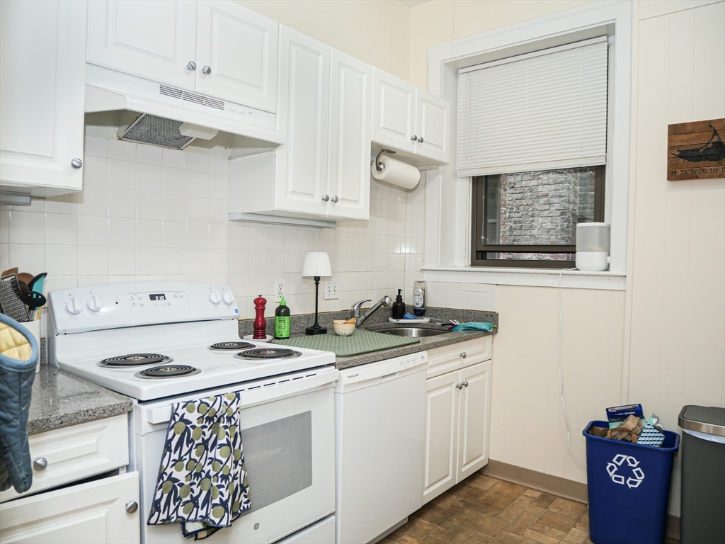 1386 Beacon #2 - Brookline, MA