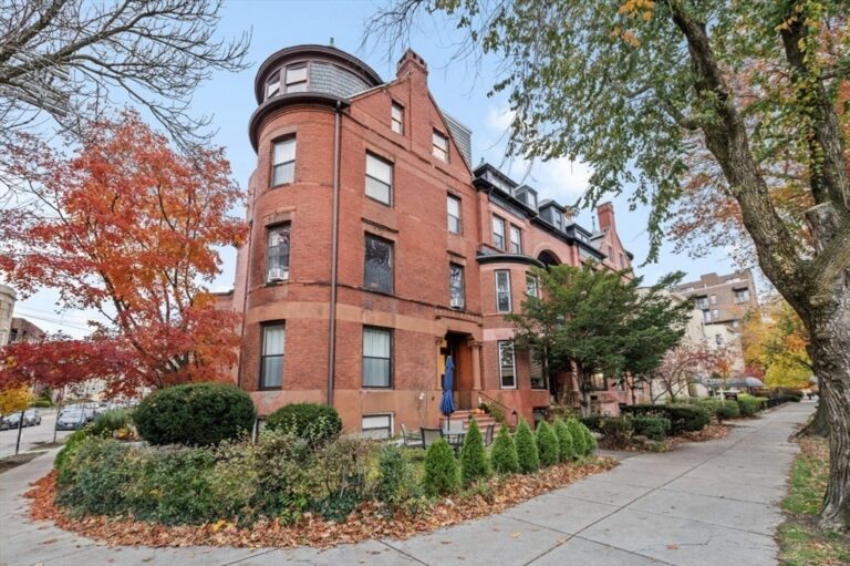 1880 Beacon St #6 - Brookline, MA