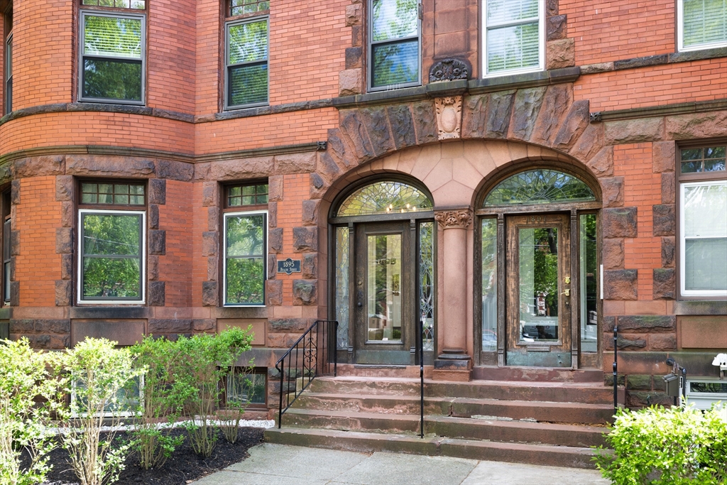 1895A Beacon #1895A - Brookline, MA