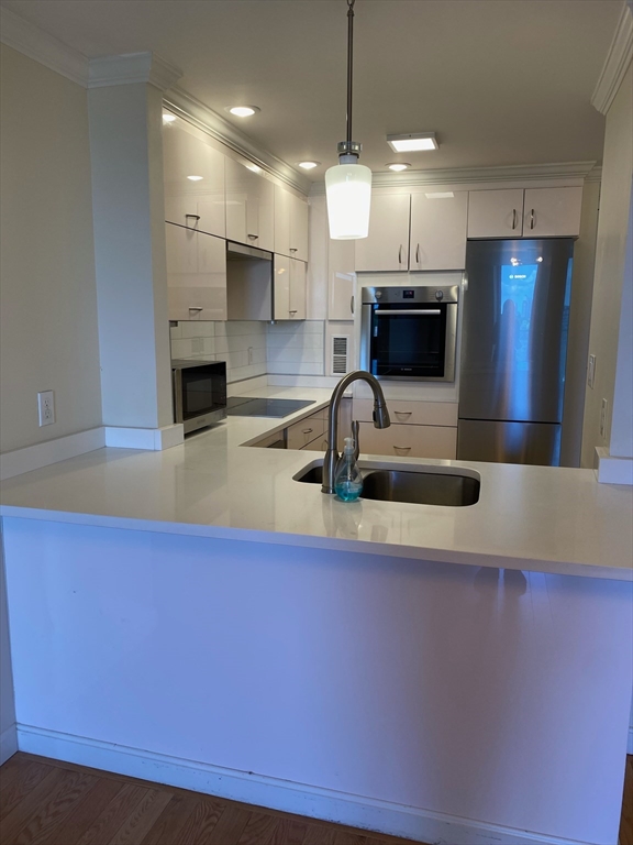 19 Winchester #806 - Brookline, MA