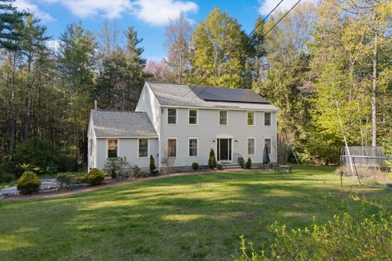 2 Wildwood Dr - Brookline, MA