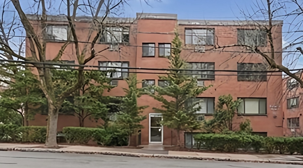 205 Kent St #35 - Brookline, MA